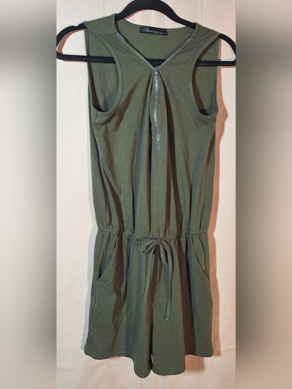 AUXO COLLECTION Sleeveless Olive Green Drawstring Romper with Front Zip